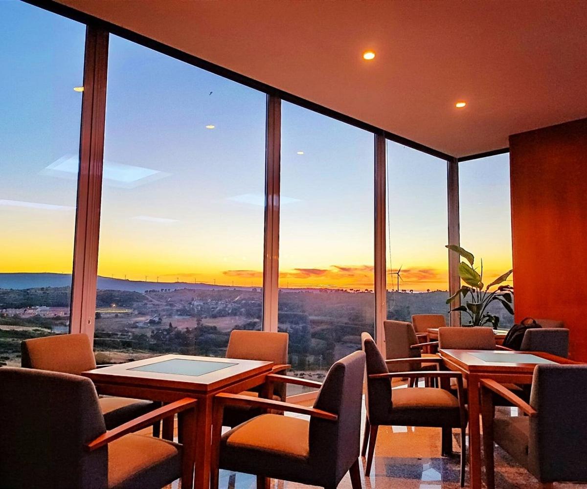 Hotel Versatile Guarda Zewnętrze zdjęcie