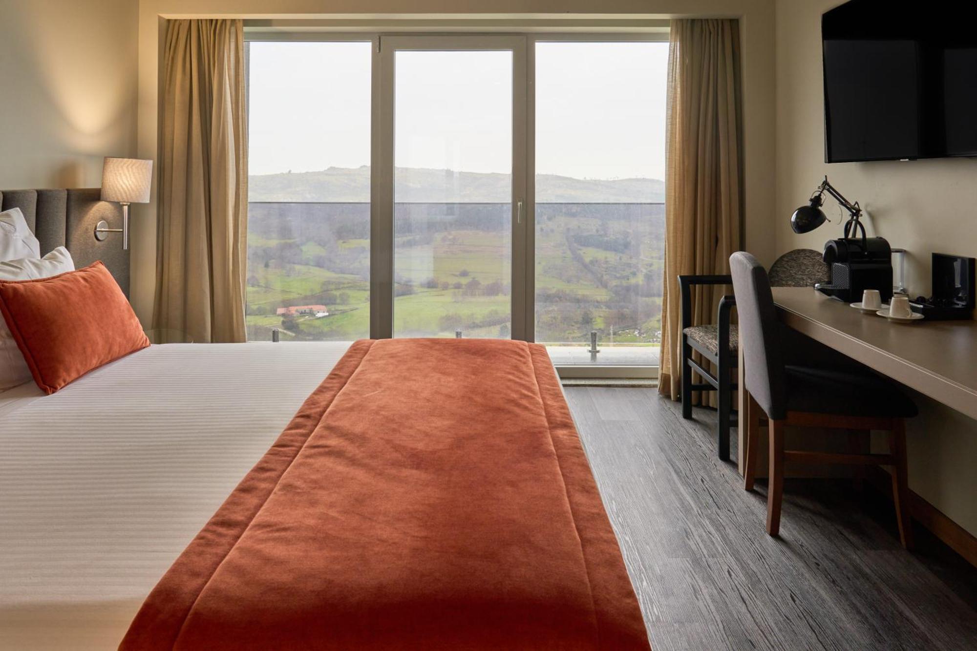 Hotel Versatile Guarda Zewnętrze zdjęcie