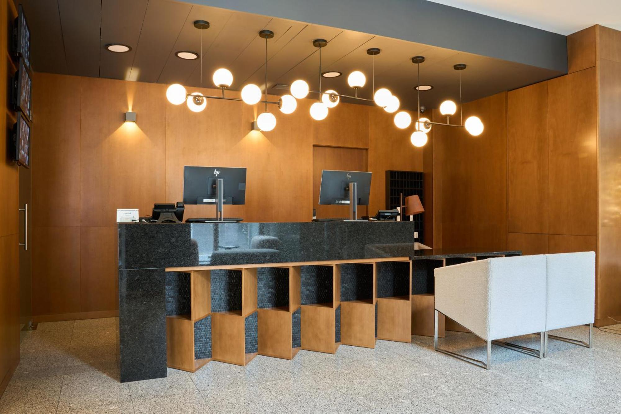 Hotel Versatile Guarda Zewnętrze zdjęcie