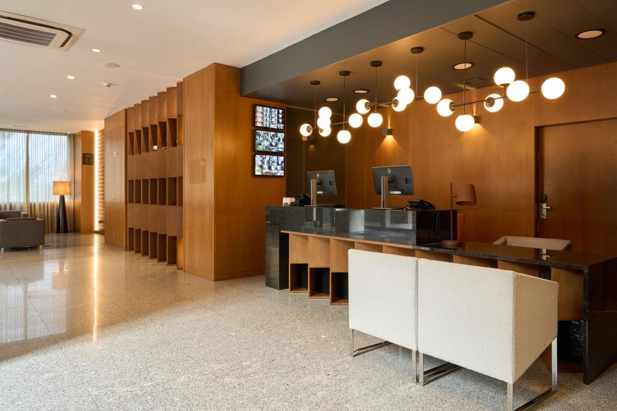 Hotel Versatile Guarda Zewnętrze zdjęcie