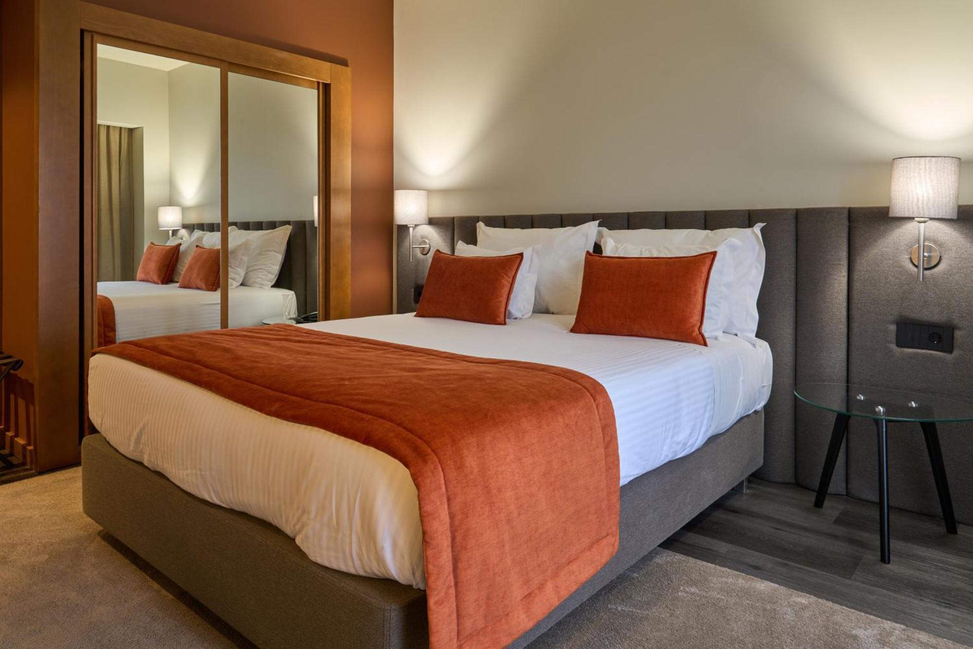 Hotel Versatile Guarda Zewnętrze zdjęcie